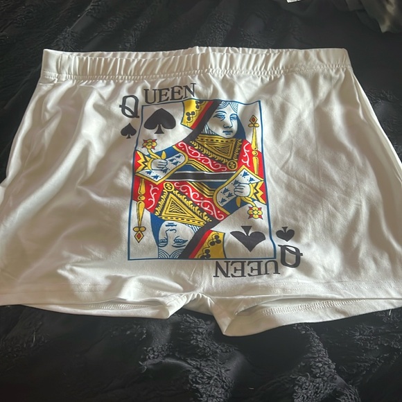 Unisex Queen poker print elastic shorts L - Picture 5 of 8